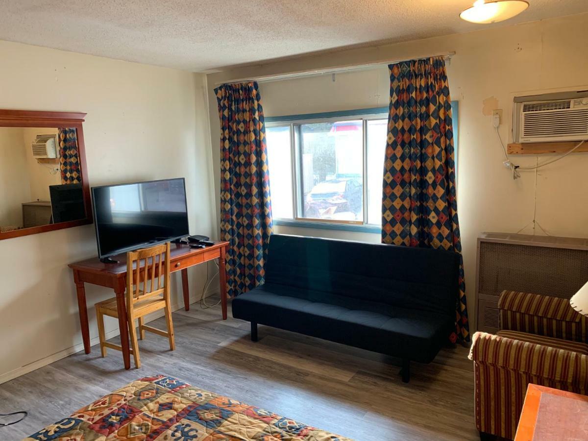 Akai Motel Канмор Экстерьер фото